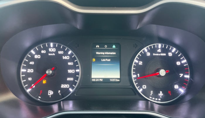 2022 MG ASTOR SUPER 1.5 MT, Petrol, Manual, 14,356 km, Odometer Image