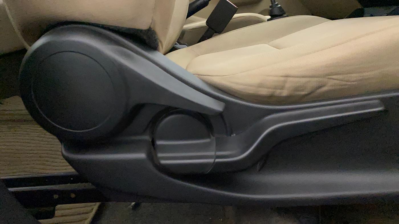 2018 Honda Amaze 1.2L I-VTEC S, Petrol, Manual, 72,809 km, Driver Side Adjustment Panel
