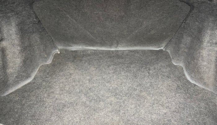 2015 Honda Amaze 1.2L I-VTEC SX, Petrol, Manual, 68,171 km, Boot Inside