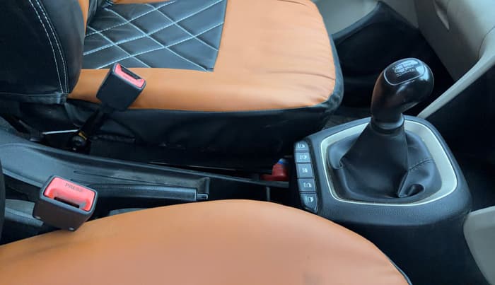 2021 Hyundai NEW SANTRO SPORTZ EXECUTIVE MT CNG, CNG, Manual, 64,695 km, Gear Lever