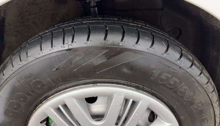 2021 Hyundai NEW SANTRO SPORTZ EXECUTIVE MT CNG, CNG, Manual, 64,695 km, Right Front Tyre Tread