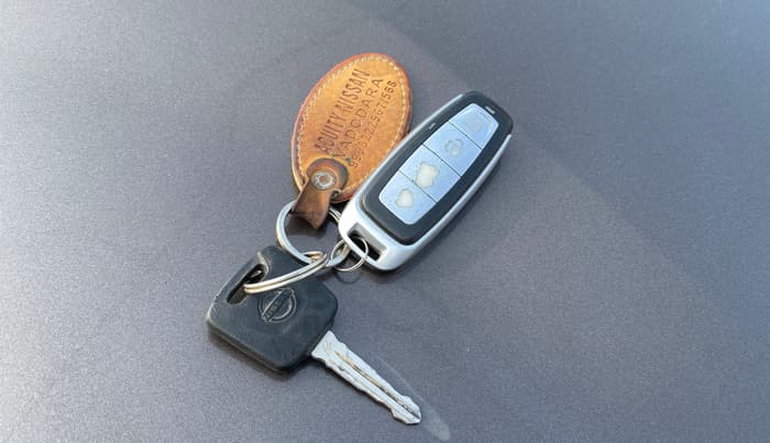 2023 Nissan MAGNITE XE, Petrol, Manual, 26,733 km, Key Close Up