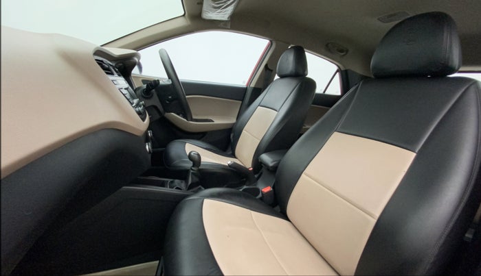 2017 Hyundai Elite i20 SPORTZ 1.2, Petrol, Manual, 46,636 km, Right Side Front Door Cabin