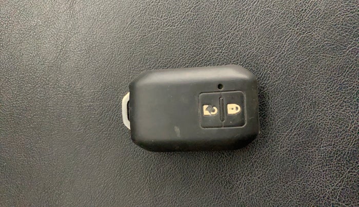2019 Maruti Swift ZXI AMT, Petrol, Automatic, 65,929 km, Key Close Up