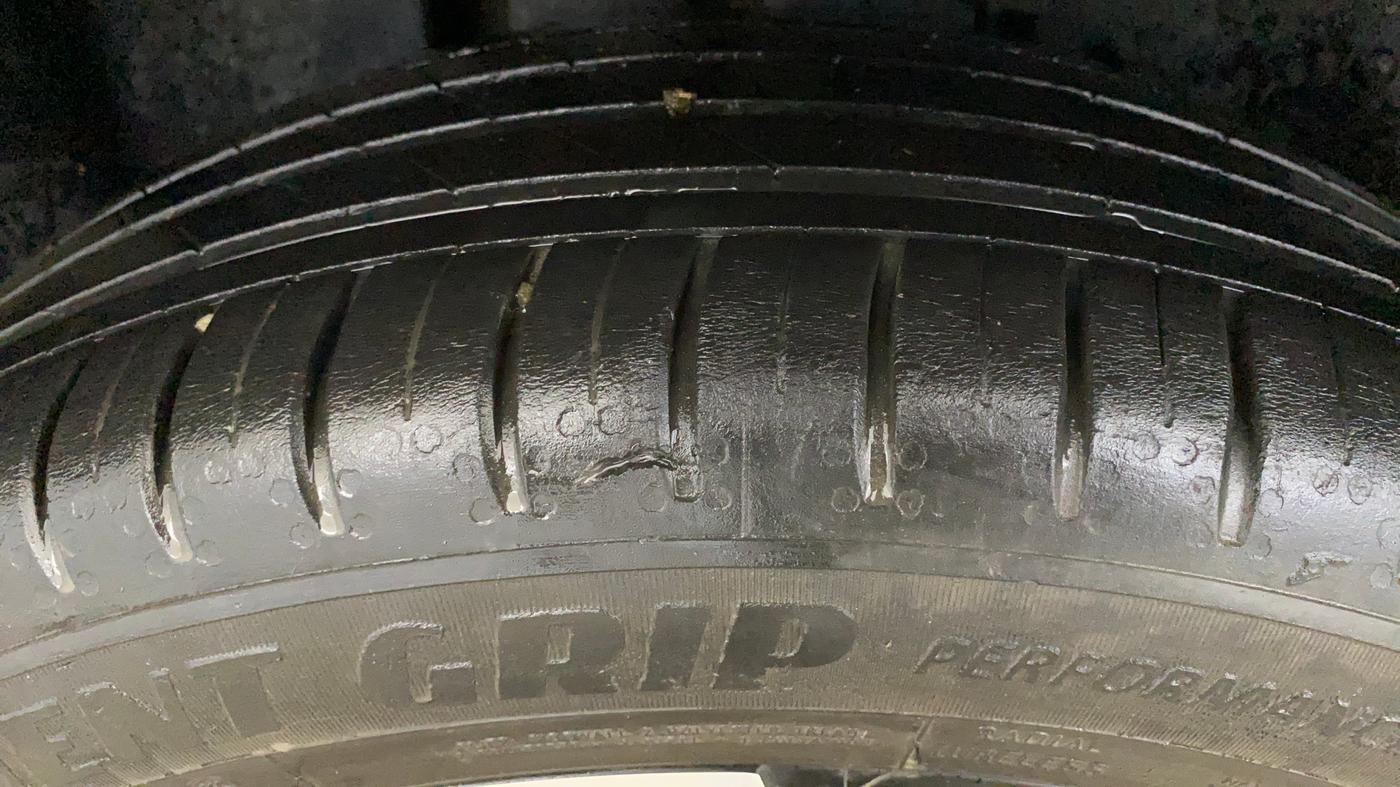 2023 MG HECTOR SAVVY PRO 1.5 TURBO CVT PETROL, Petrol, Automatic, 44,196 km, Right Rear Tyre Tread