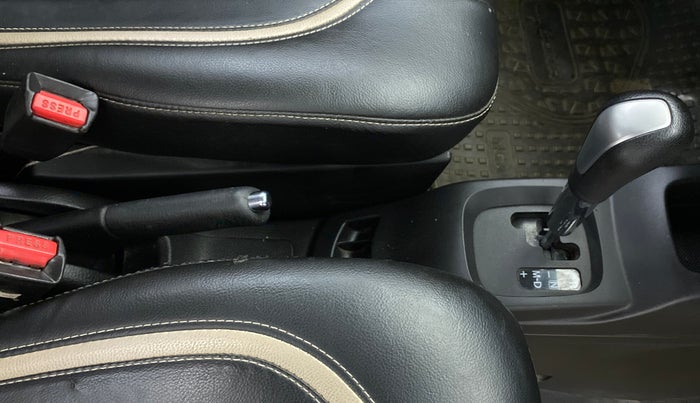 2018 Maruti Wagon R 1.0 VXI AMT, Petrol, Automatic, 39,068 km, Gear Lever
