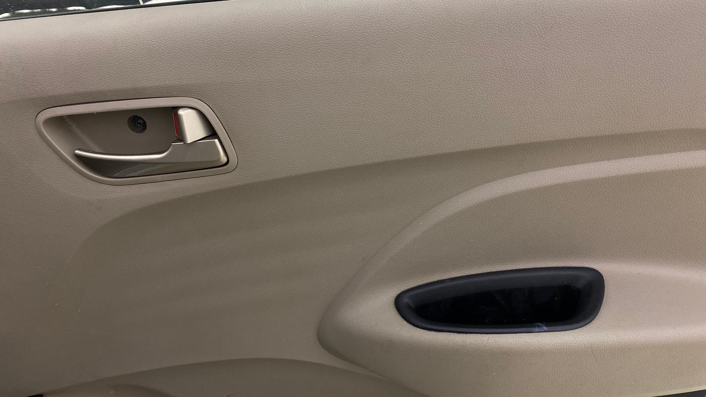 2019 Hyundai NEW SANTRO SPORTZ MT, Petrol, Manual, 57,502 km, Driver Side Door Panels Control