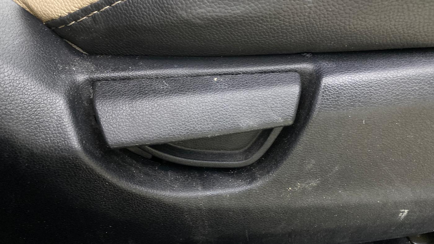 2019 Hyundai NEW SANTRO SPORTZ MT, Petrol, Manual, 57,502 km, Driver Side Adjustment Panel