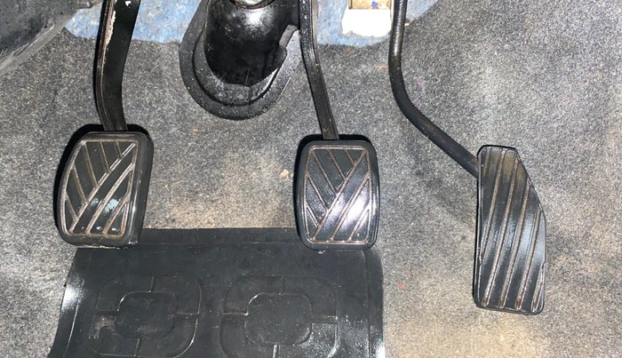 2018 Maruti Wagon R 1.0 VXI, Petrol, Manual, 30,643 km, Pedals