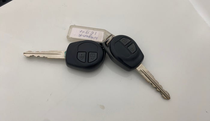 2018 Maruti Wagon R 1.0 VXI, Petrol, Manual, 30,643 km, Key Close Up