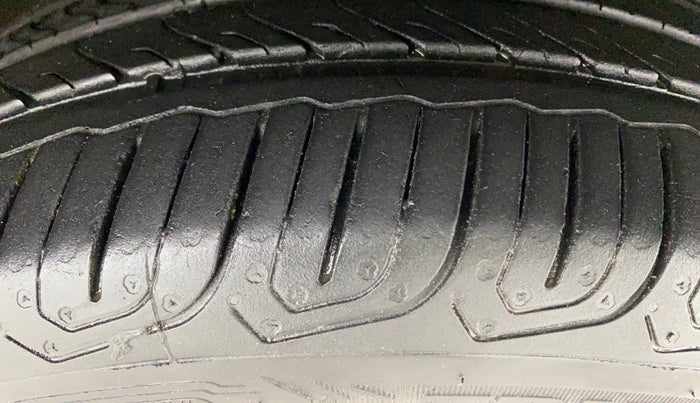 2020 Toyota YARIS VX CVT, Petrol, Automatic, 50,486 km, Right Front Tyre Tread