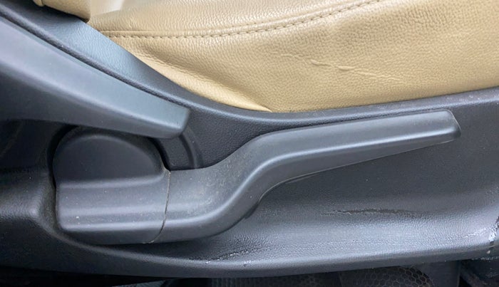 2020 Honda Amaze 1.2L I-VTEC S, Petrol, Manual, 56,465 km, Driver Side Adjustment Panel