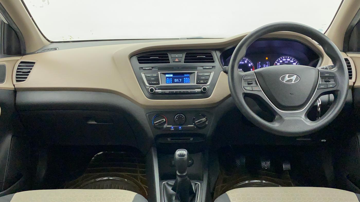 2015 Hyundai Elite i20 MAGNA 1.2, Petrol, Manual, 36,984 km, Dashboard