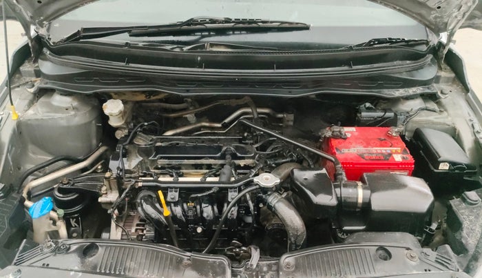 2013 Hyundai i20 SPORTZ 1.2, Petrol, Manual, 78,058 km, Engine View