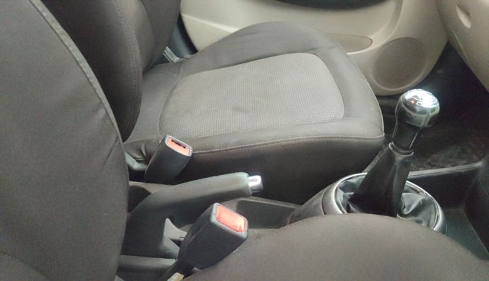 2013 Hyundai i20 SPORTZ 1.2, Petrol, Manual, 78,058 km, Gear Lever