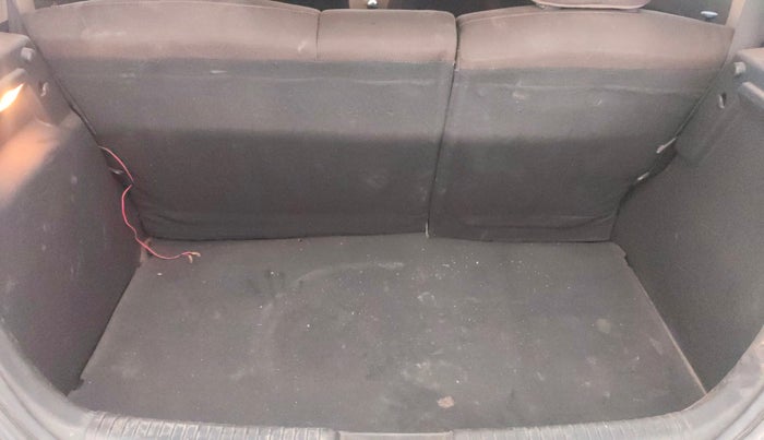 2013 Hyundai i20 SPORTZ 1.2, Petrol, Manual, 78,058 km, Boot Inside