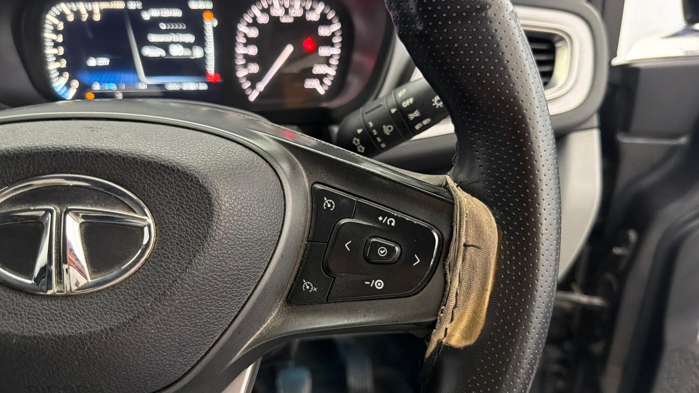 2020 Tata ALTROZ XZ PETROL, Petrol, Manual, 61,972 km, Adaptive Cruise Control