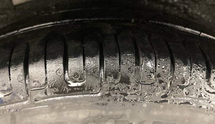 2012 Hyundai i10 ERA 1.1, Petrol, Manual, 66,011 km, Right Rear Tyre Tread