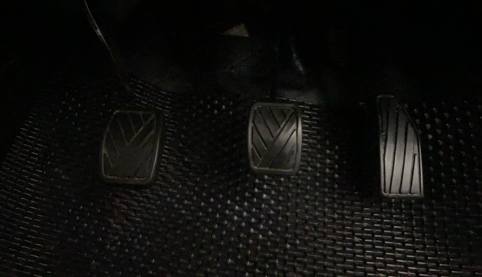 2018 Maruti Baleno DELTA PETROL 1.2, Petrol, Manual, 39,329 km, Pedals