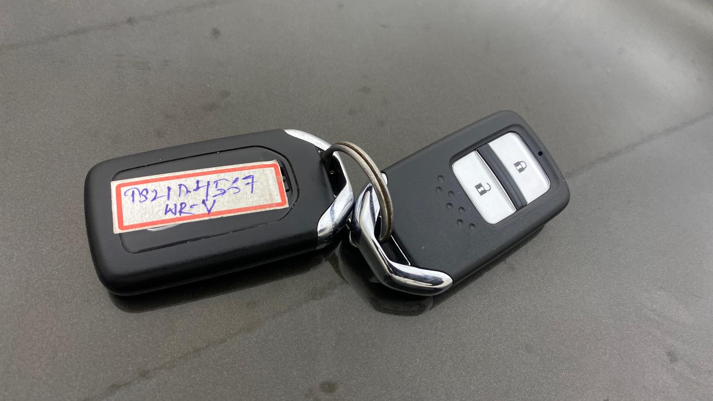 2018 Honda WR-V 1.5L I-DTEC VX MT, Diesel, Manual, 1,33,456 km, Key Close Up