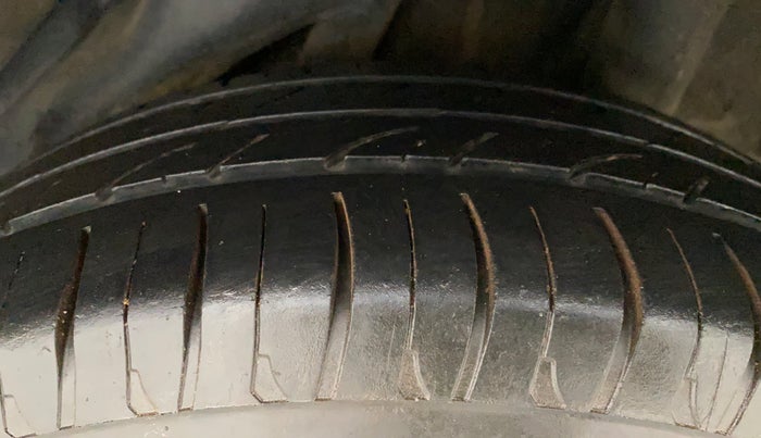 2013 Honda Amaze 1.5L I-DTEC S, Diesel, Manual, 62,025 km, Left Rear Tyre Tread