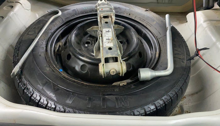2017 Maruti Alto 800 LXI CNG, CNG, Manual, Spare Tyre