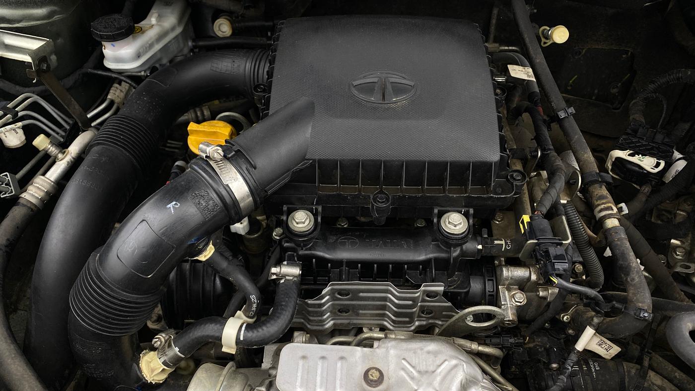 2023 Tata NEXON XZ Plus LUX, Petrol, Manual, 38,064 km, Engine View