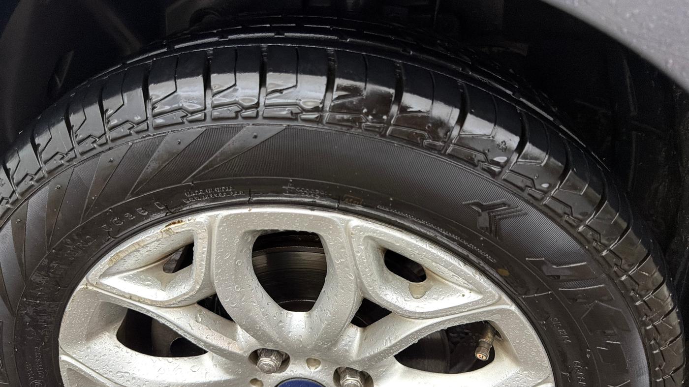 2016 Ford Ecosport TITANIUM 1.5L PETROL AT, Petrol, Automatic, 46,232 km, Left Front Tyre Tread