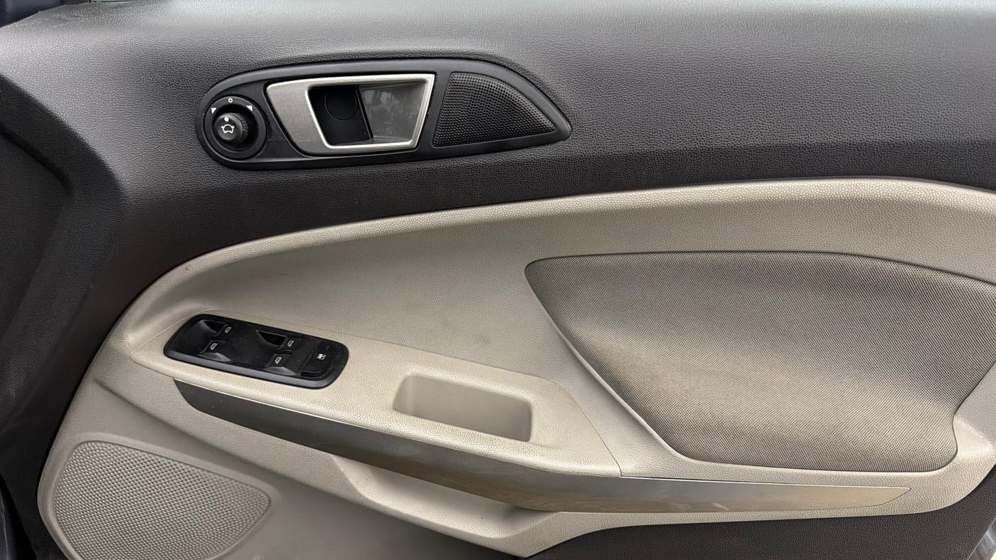 2016 Ford Ecosport TITANIUM 1.5L PETROL AT, Petrol, Automatic, 46,232 km, Driver Side Door Panels Control