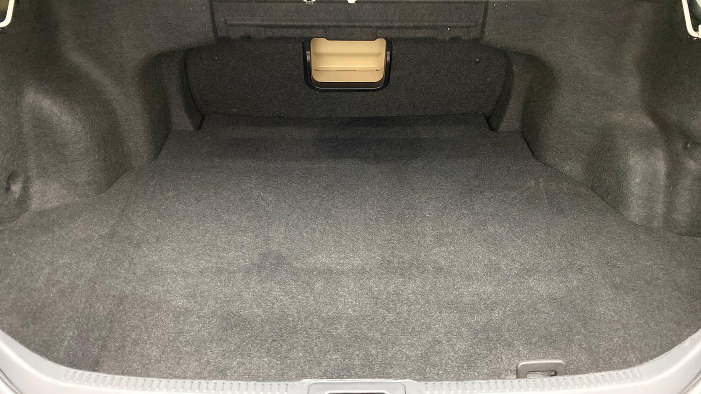 2012 Toyota Camry 2.5 AT, Petrol, Automatic, 32,029 km, Boot Inside