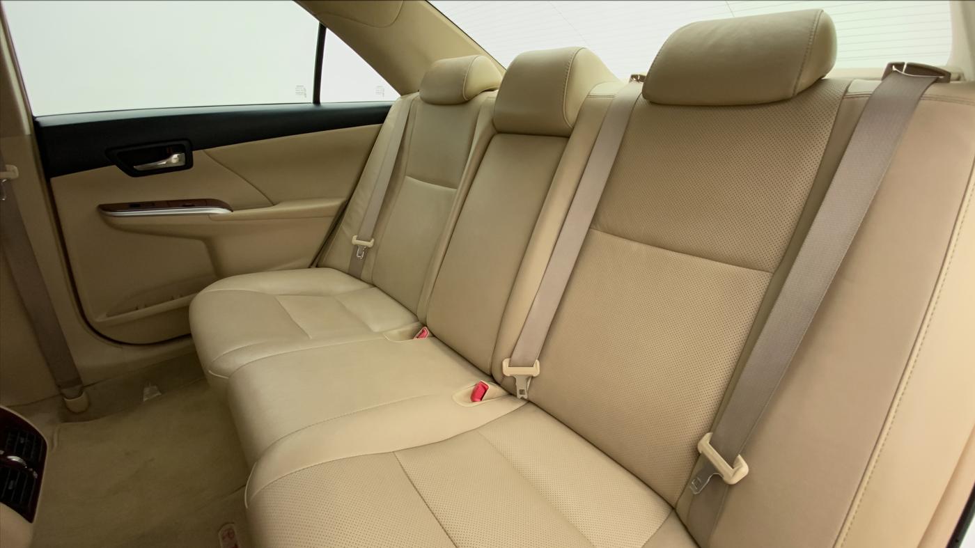 2012 Toyota Camry 2.5 AT, Petrol, Automatic, 32,029 km, Right Side Rear Door Cabin
