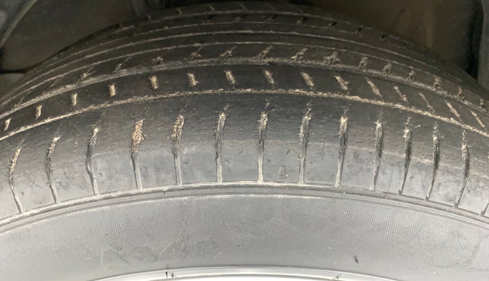 2012 Toyota Camry 2.5 AT, Petrol, Automatic, 32,029 km, Left Front Tyre Tread