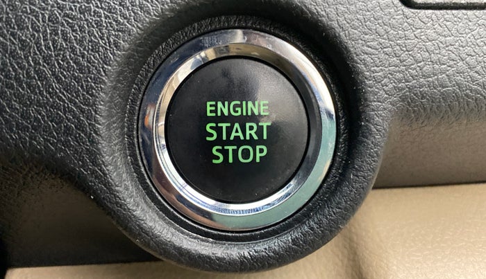 2012 Toyota Camry 2.5 AT, Petrol, Automatic, 32,029 km, Keyless Start/ Stop Button