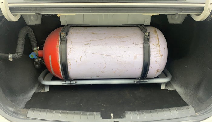 2019 Hyundai XCENT PRIME T  VTVT PLUS  CNG, CNG, Manual, 87,121 km, Boot Inside