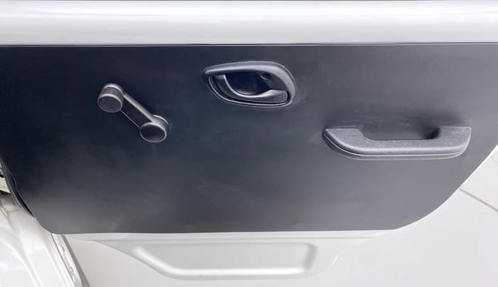 2020 Maruti Eeco 5 STR WITH A/C+HTR, Petrol, Manual, 12,715 km, Driver Side Door Panels Control