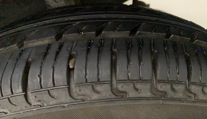 2018 Datsun Redi Go S 1.0 AMT, Petrol, Automatic, 28,050 km, Left Rear Tyre Tread