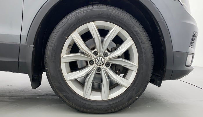2018 Volkswagen TIGUAN HIGHLINE A/T, Diesel, Automatic, 76,254 km, Right Front Wheel