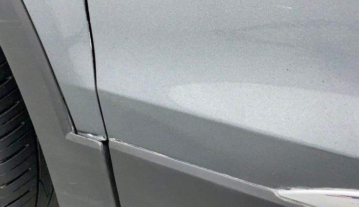 2018 Volkswagen TIGUAN HIGHLINE A/T, Diesel, Automatic, 76,254 km, Front passenger door - Slightly dented
