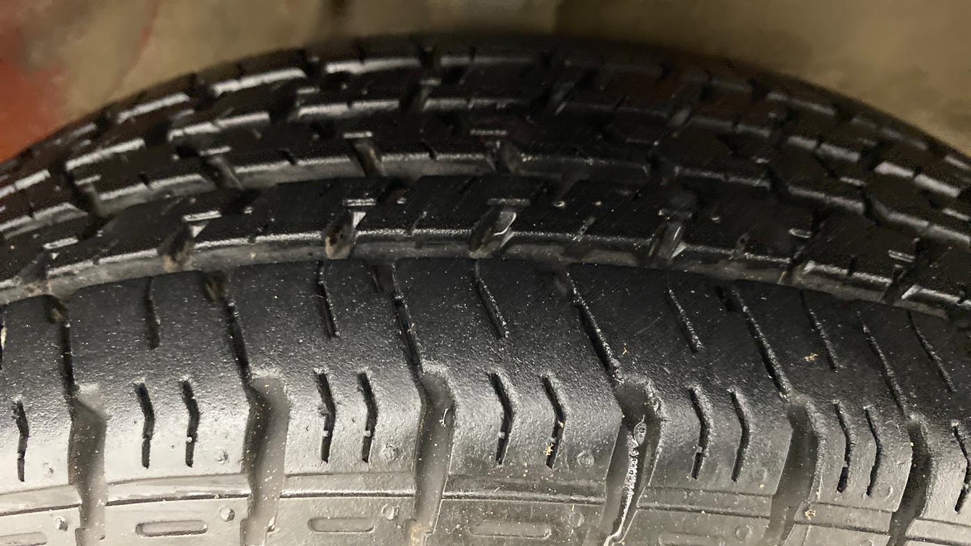 2013 Maruti Alto K10 VXI P, Petrol, Manual, 66,295 km, Right Front Tyre Tread
