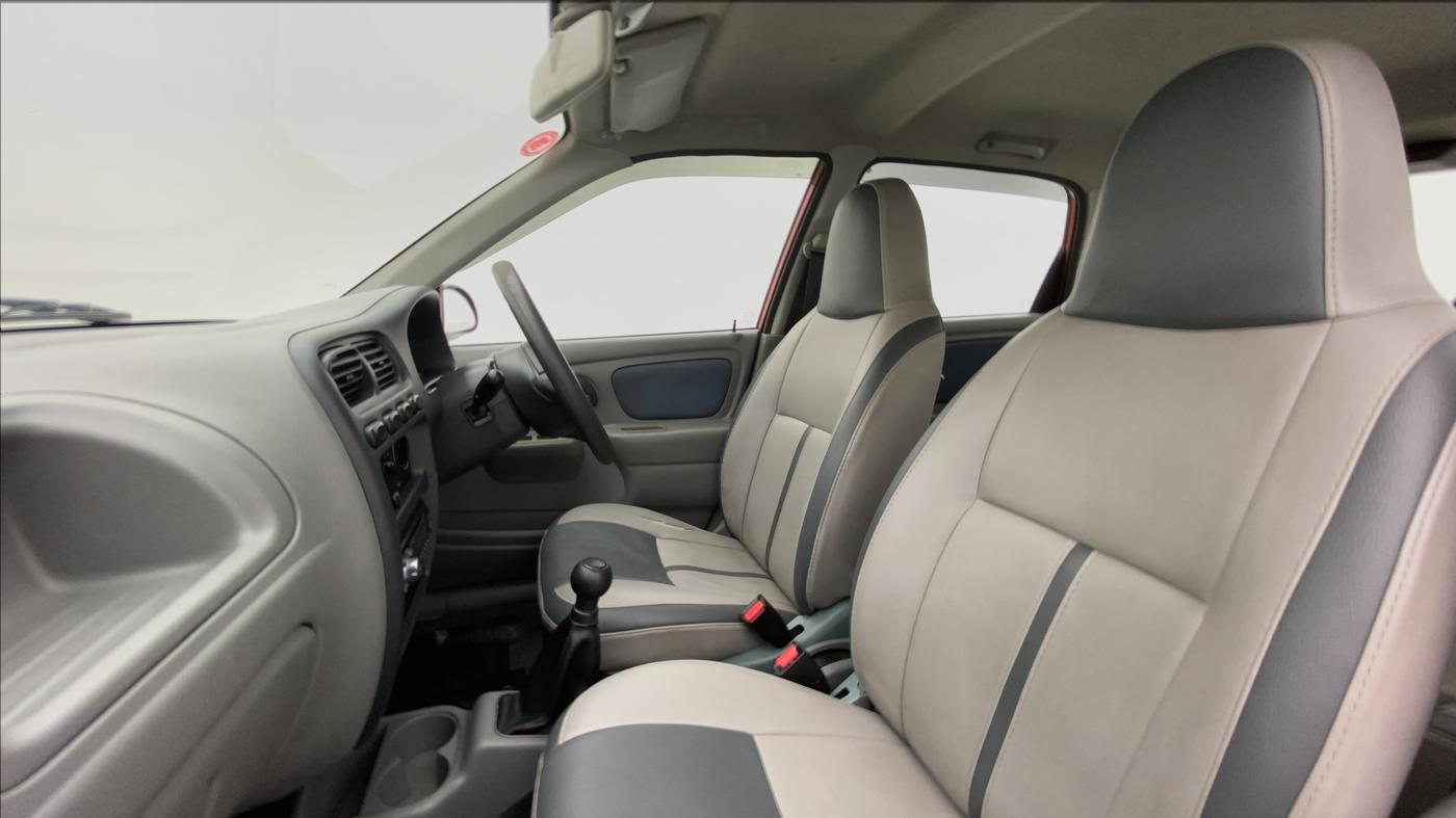 2013 Maruti Alto K10 VXI P, Petrol, Manual, 66,295 km, Right Side Front Door Cabin