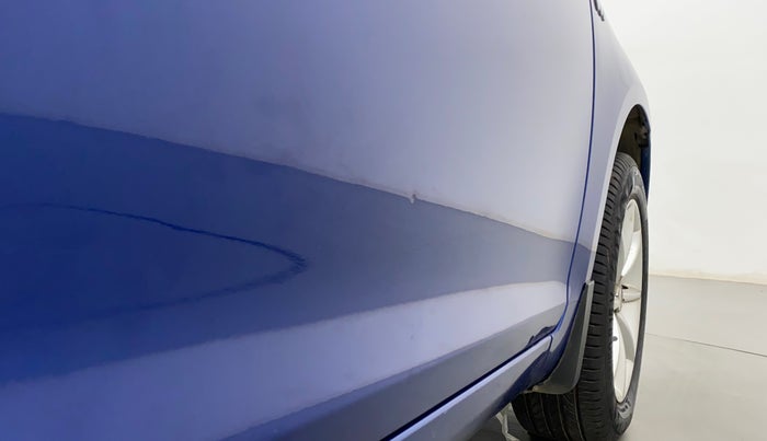 2013 Maruti Swift VXI, Petrol, Manual, 78,065 km, Driver-side door - Slightly dented