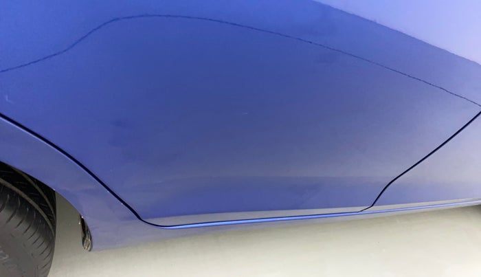 2013 Maruti Swift VXI, Petrol, Manual, 78,065 km, Right rear door - Slightly dented