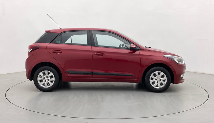2015 Hyundai Elite i20 SPORTZ 1.2, Petrol, Manual, 75,706 km, Right Side View