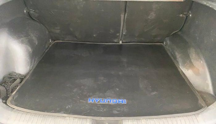 2017 Hyundai Creta SX PLUS AT 1.6 PETROL, Petrol, Automatic, 51,710 km, Boot Inside