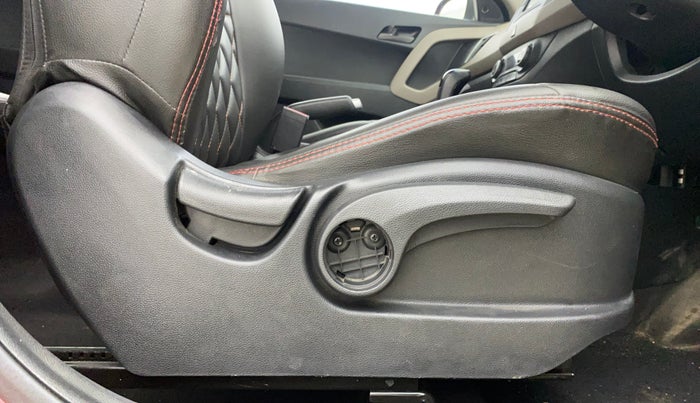 2017 Hyundai Creta SX PLUS AT 1.6 PETROL, Petrol, Automatic, 51,710 km, Driver Side Adjustment Panel