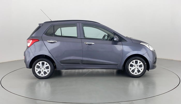 2016 Hyundai Grand i10 SPORTZ 1.2 KAPPA VTVT, Petrol, Manual, 28,360 km, Right Side View