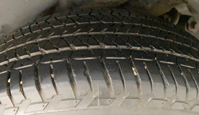 2016 Mahindra XUV500 W10 AWD AT, Diesel, Automatic, 55,591 km, Right Rear Tyre Tread