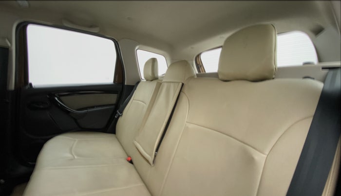 2015 Renault Duster 85 PS RXL PLUS DIESEL, Diesel, Manual, 91,482 km, Right Side Rear Door Cabin