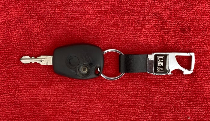 2015 Renault Duster 85 PS RXL PLUS DIESEL, Diesel, Manual, 91,482 km, Key Close Up