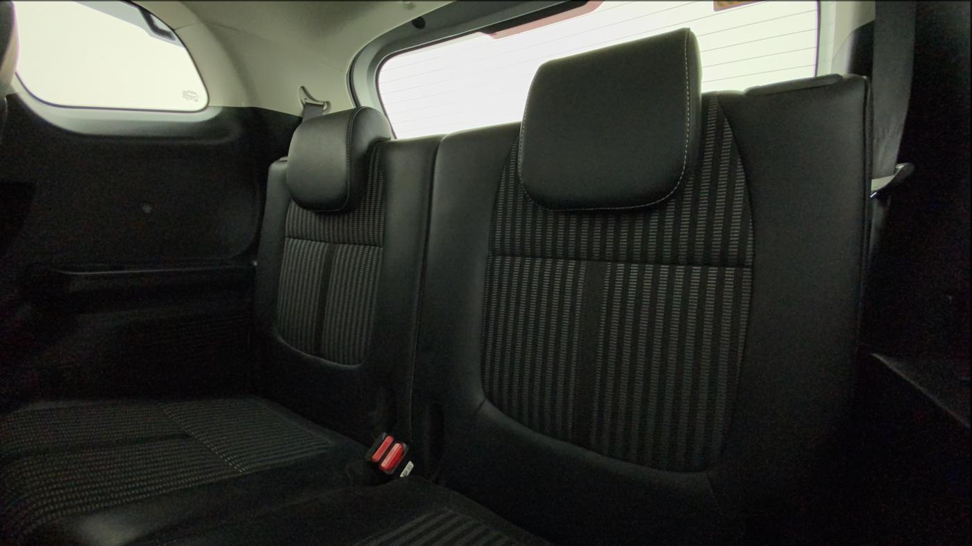 2022 KIA CARENS PRESTIGE PLUS 1.4 PETROL 7 STR, Petrol, Manual, 17,567 km, Third Seat Row ( optional )